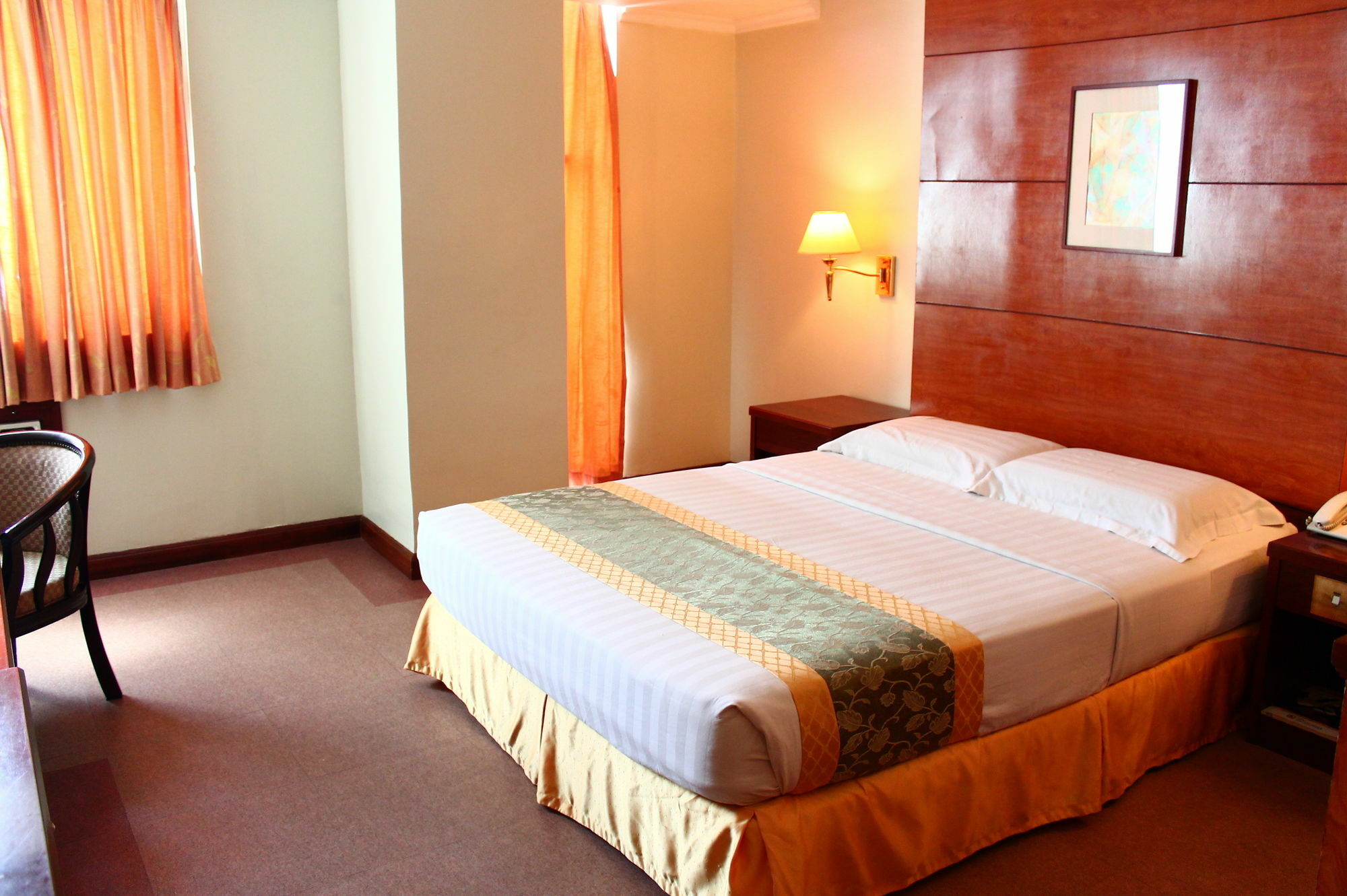 Iloilo Business Hotel Exteriör bild